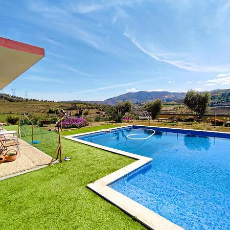Quinta Dos Padrinhos - In The Heart Of The Douro למאגו