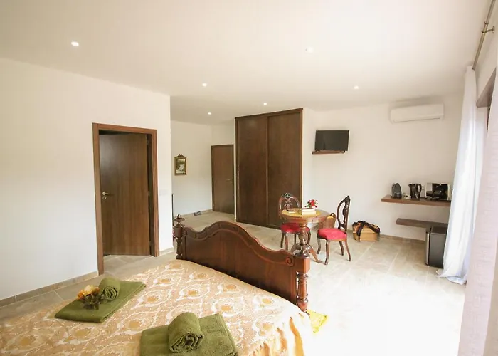 Quinta Dos Padrinhos - In The Heart Of The Douro *