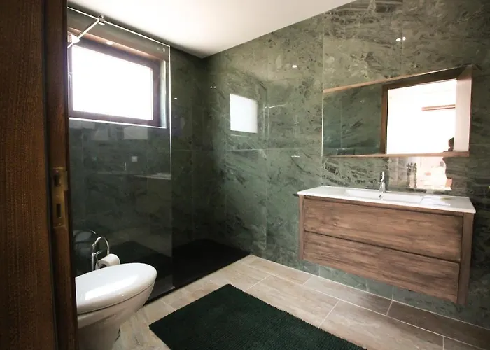 Quinta Dos Padrinhos - In The Heart Of The Douro * Lamego